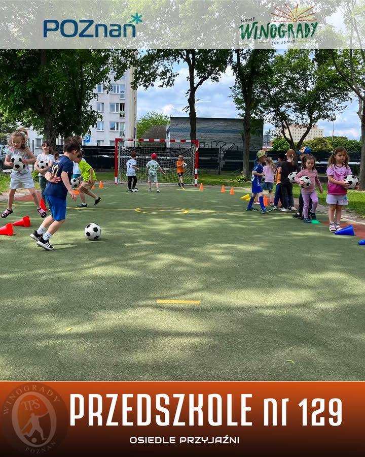 ⚽Przedszkolaki w ruchu⚽ 🟧W piątkowe południe odbyły się kolejne zajęcia w ramach
